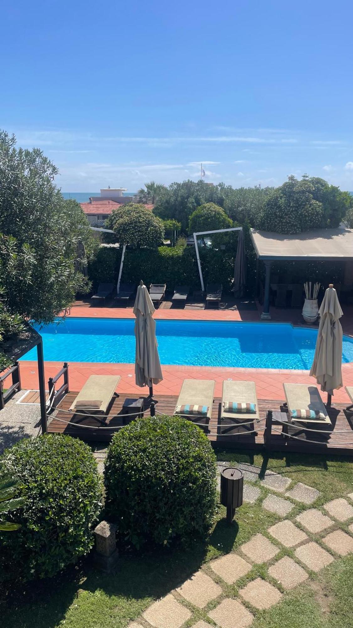 Hotel Atlantic Marina di Carrara Kültér fotó