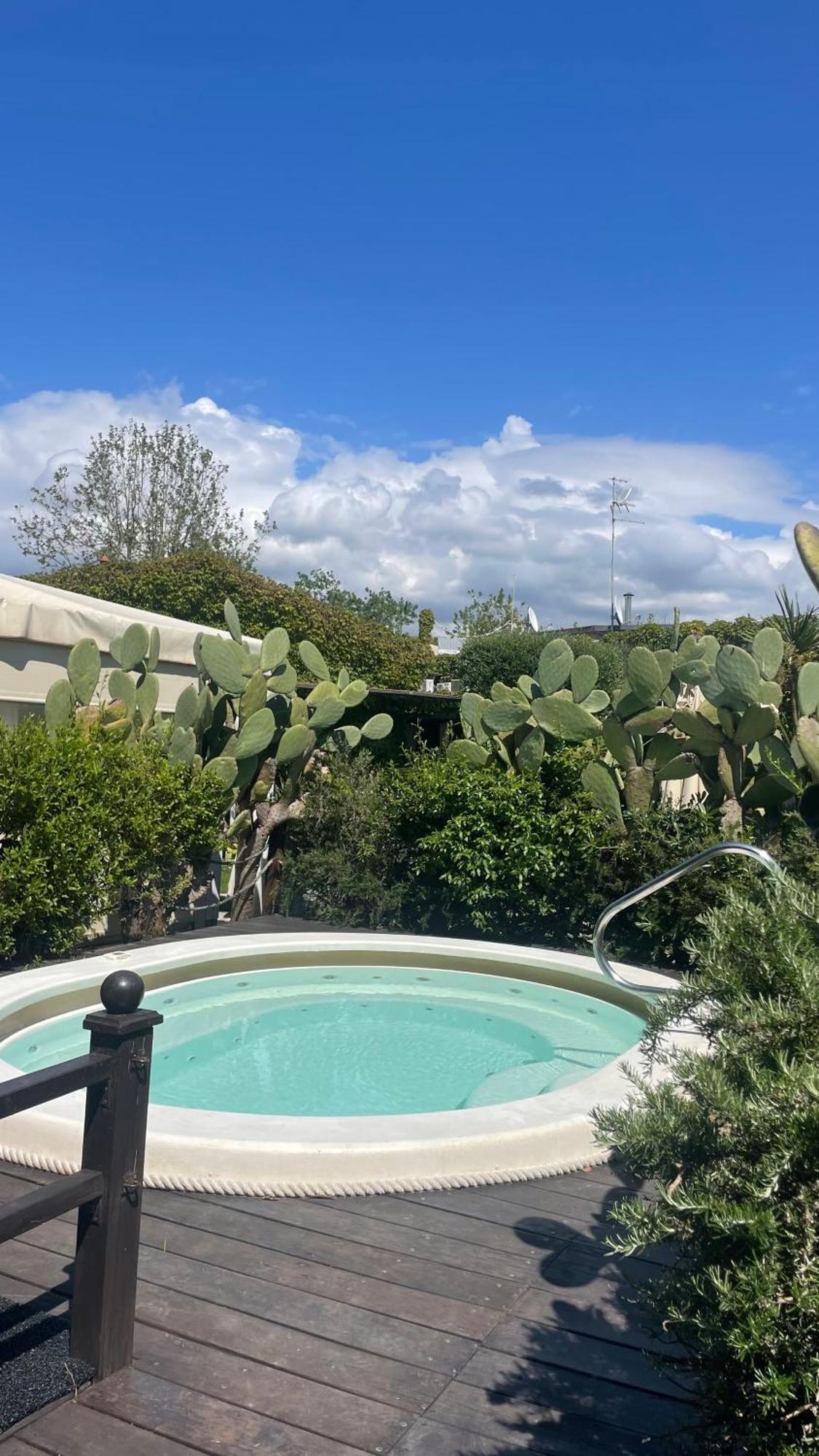 Hotel Atlantic Marina di Carrara Kültér fotó