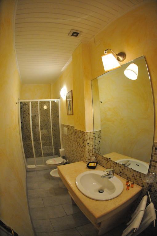 Hotel Atlantic Marina di Carrara Szoba fotó